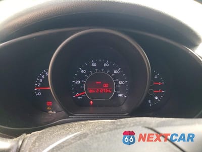 Zdjęcie 9 z 12 samochodu: 2014 KIA SOUL BASE VIN:KNDJN2A24E7022907 - miniatura