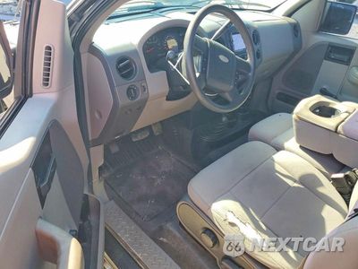 Zdjęcie 8 z 12 samochodu: 2005 FORD F150 VIN:1FTRF04W55KD00455 - miniatura