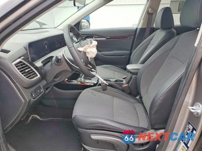 Zdjęcie 7 z 14 samochodu: 2024 KIA SELTOS S VIN:KNDEUCAA7R7540923 - miniatura