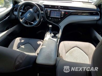 Zdjęcie 8 z 12 samochodu: 2019 TOYOTA CAMRY LE VIN:4T1B11HK0KU253232 - miniatura