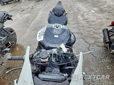 Piąte zdjęcie samochodu w środku: 2026 KAWASAKI ZX636 K VIN:JKBZXJK18TA014246 - miniatura