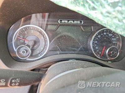 Zdjęcie 9 z 12 samochodu: 2020 RAM 1500 LARAMIE VIN:1C6SRFJT7LN341243 - miniatura