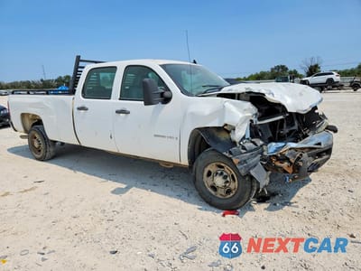 Czwarte zdjęcie samochodu z boku: 2008 CHEVROLET SILVERADO C2500 HEAVY DUTY VIN:1GCHC23K58F139407 - miniatura