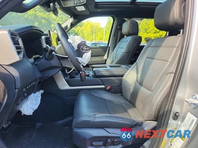 Zdjęcie 7 z 12 samochodu: 2025 TOYOTA TUNDRA LIMITED VIN:5TFWA5DB2SX254416 - miniatura