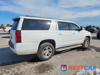 Trzecie zdjęcie samochodu z tyłu: 2015 CHEVROLET SUBURBAN C1500 LT VIN:1GNSCJKC8FR121819 - miniatura