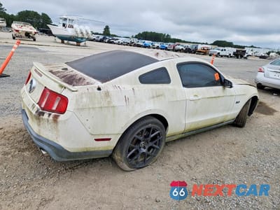 Trzecie zdjęcie samochodu z tyłu: 2011 FORD MUSTANG GT VIN:1ZVBP8CF5B5132791 - miniatura