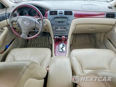 Zdjęcie 8 z 12 samochodu: 2004 LEXUS ES 330 VIN:JTHBA30G540004215 - miniatura