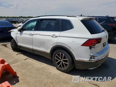 Drugie zdjęcie samochodu z przodu: 2021 VOLKSWAGEN TIGUAN SE VIN:3VV3B7AX1MM099525 - miniatura