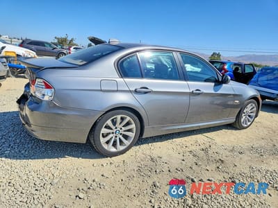 Trzecie zdjęcie samochodu z tyłu: 2011 BMW 328 I SULEV VIN:WBAPH5G5XBNM71940 - miniatura