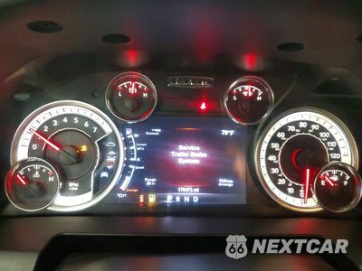 Zdjęcie 9 z 12 samochodu: 2017 RAM 1500 SLT VIN:1C6RR7GT4HS530162 - miniatura