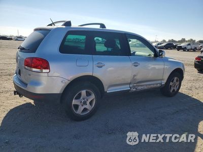 Trzecie zdjęcie samochodu z tyłu: 2006 VOLKSWAGEN TOUAREG 3.2 VIN:WVGZG77L76D036955 - miniatura