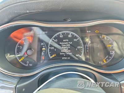 Zdjęcie 9 z 13 samochodu: 2014 JEEP GRAND CHEROKEE OVERLAND VIN:1C4RJFCMXEC572883 - miniatura