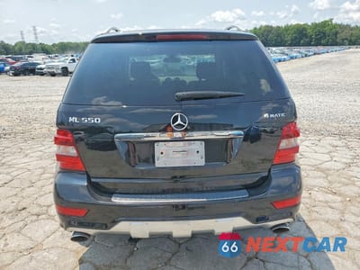 Zdjęcie 6 z 13 samochodu: 2009 MERCEDES-BENZ ML 550 VIN:4JGBB72E29A487712 - miniatura