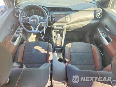 Zdjęcie 8 z 13 samochodu: 2020 NISSAN KICKS SR VIN:3N1CP5DV7LL541147 - miniatura