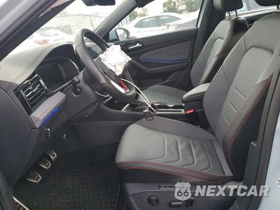 Zdjęcie 7 z 12 samochodu: 2026 VOLKSWAGEN JETTA GLI AUTOBAHN VIN:3VW1M7BU5TM038601 - miniatura