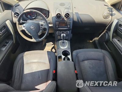 Zdjęcie 8 z 13 samochodu: 2015 NISSAN ROGUE VIN:JN8AS5MV9FW750606 - miniatura