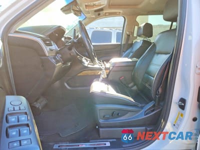 Zdjęcie 7 z 14 samochodu: 2017 GMC YUKON XL DENALI VIN:1GKS2HKJ2HR345176 - miniatura