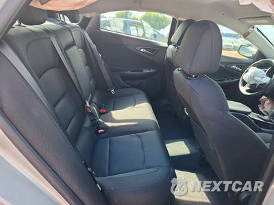 Zdjęcie 10 z 12 samochodu: 2018 CHEVROLET MALIBU HYBRID VIN:1G1ZF5SU9JF290216 - miniatura