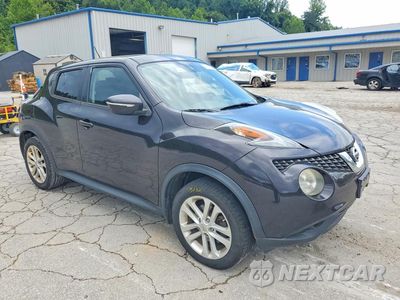 Czwarte zdjęcie samochodu z boku: 2015 NISSAN JUKE SV VIN:JN8AF5MV3FT554828 - miniatura