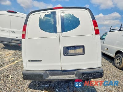 Zdjęcie 6 z 13 samochodu: 2013 CHEVROLET EXPRESS 1500 CARGO DELIVERY VAN VIN:1GCSGAFX4D1111052 - miniatura