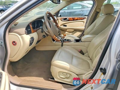 Zdjęcie 7 z 12 samochodu: 2006 JAGUAR XJ8 VIN:SAJWA71B36SH02055 - miniatura