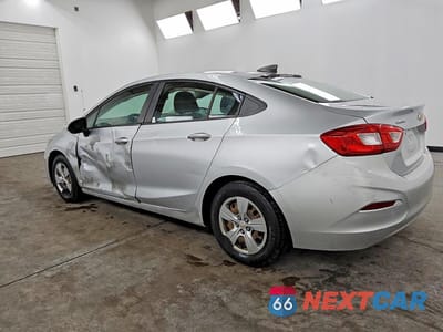 Drugie zdjęcie samochodu z przodu: 2017 CHEVROLET CRUZE LS VIN:1G1BC5SM0H7219095 - miniatura