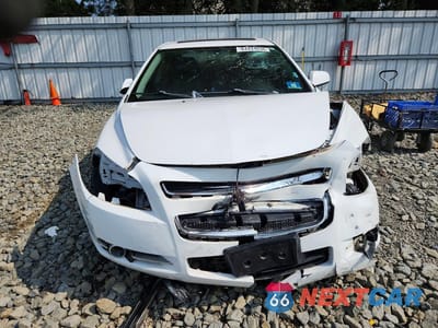 Piąte zdjęcie samochodu w środku: 2011 CHEVROLET MALIBU LTZ VIN:1G1ZE5E14BF321975 - miniatura