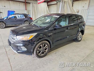 2017 FORD ESCAPE SE 1FMCU0GD8HUB16458 - główne zdjęcie licytacji z USA - miniatura