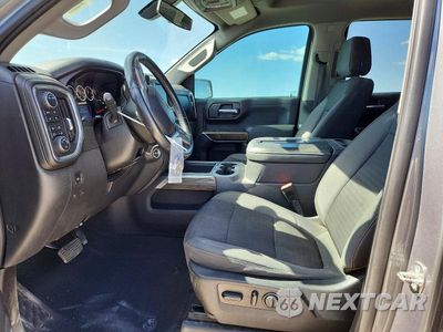 Zdjęcie 7 z 12 samochodu: 2021 CHEVROLET SILVERADO K1500 RST VIN:3GCUYEED1MG351021 - miniatura