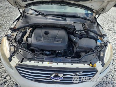 Zdjęcie 12 z 13 samochodu: 2016 VOLVO XC60 T5 VIN:YV440MDJ0G2849603 - miniatura