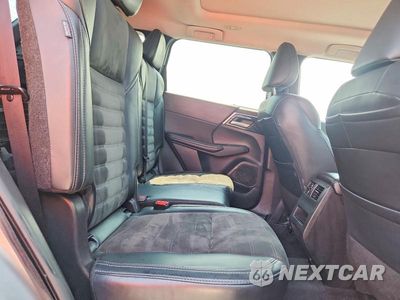 Zdjęcie 11 z 14 samochodu: 2024 MITSUBISHI OUTLANDER SE VIN:JA4J3VA89RZ067065 - miniatura