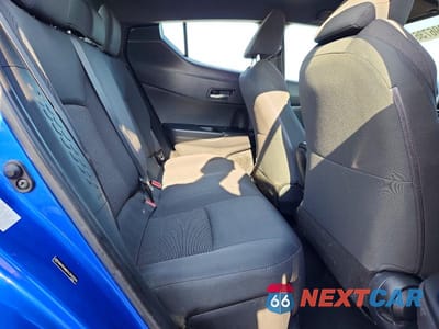 Zdjęcie 10 z 12 samochodu: 2018 TOYOTA C-HR XLE VIN:NMTKHMBX6JR020396 - miniatura