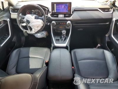 Zdjęcie 8 z 13 samochodu: 2024 TOYOTA RAV4 XLE PREMIUM VIN:2T3C1RFV9RW327104 - miniatura
