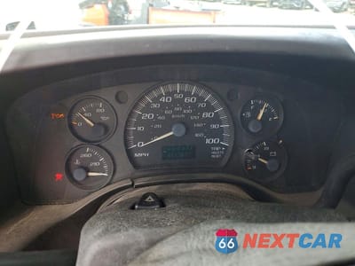 Zdjęcie 9 z 12 samochodu: 2003 CHEVROLET EXPRESS BOX TRUCK VIN:1GBHG31U631171923 - miniatura