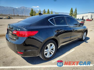Trzecie zdjęcie samochodu z tyłu: 2013 ACURA ILX HYBRID TECH VIN:19VDE3F75DE300146 - miniatura