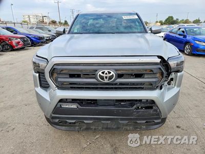 Piąte zdjęcie samochodu w środku: 2026 TOYOTA TACOMA SR5 VIN:3TMKB5FNXTM069993 - miniatura