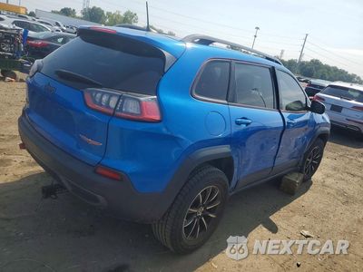 Trzecie zdjęcie samochodu z tyłu: 2020 JEEP CHEROKEE TRAILHAWK VIN:1C4PJMBXXLD580013 - miniatura