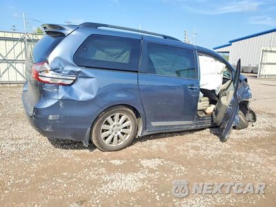 Trzecie zdjęcie samochodu z tyłu: 2017 TOYOTA SIENNA XLE 7-PASSENGER VIN:5TDDZ3DC2HS183438 - miniatura