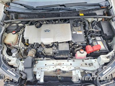 Zdjęcie 11 z 13 samochodu: 2016 TOYOTA PRIUS TWO VIN:JTDKBRFU2G3509355 - miniatura