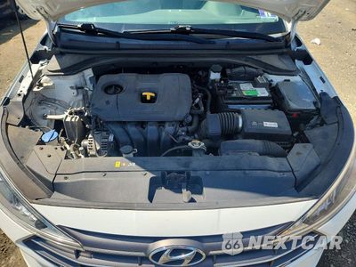Zdjęcie 11 z 12 samochodu: 2019 HYUNDAI ELANTRA SE VIN:5NPD84LF6KH403200 - miniatura
