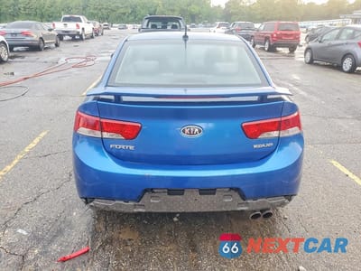 Zdjęcie 6 z 12 samochodu: 2013 KIA FORTE KOUP EX VIN:KNAFU6A22D5736610 - miniatura