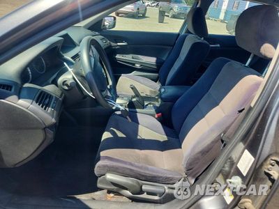 Zdjęcie 7 z 12 samochodu: 2010 HONDA ACCORD LX VIN:1HGCP2F33AA163048 - miniatura
