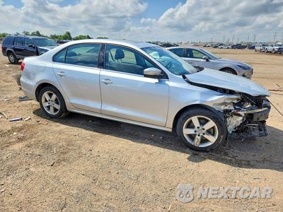 Czwarte zdjęcie samochodu z boku: 2011 VOLKSWAGEN JETTA TDI VIN:3VW3L7AJ9BM113138 - miniatura