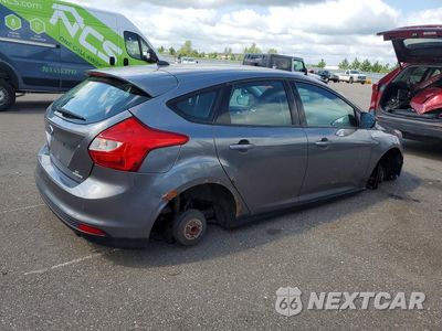 Trzecie zdjęcie samochodu z tyłu: 2013 FORD FOCUS SE VIN:1FADP3K29DL373755 - miniatura
