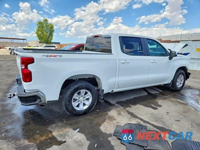 Trzecie zdjęcie samochodu z tyłu: 2026 CHEVROLET SILVERADO K1500 LT VIN:2GCUKDED5T1157756 - miniatura