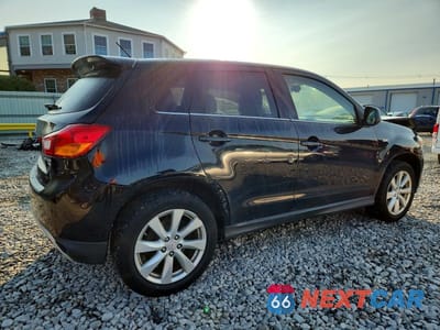 Trzecie zdjęcie samochodu z tyłu: 2013 MITSUBISHI OUTLANDER SPORT SE VIN:4A4AR4AU5DE013850 - miniatura