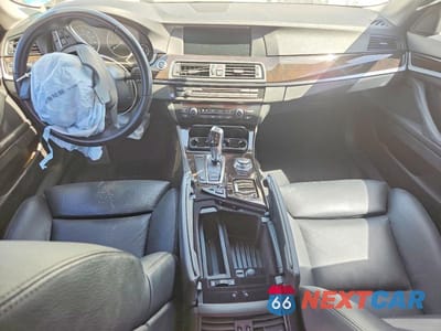 Zdjęcie 8 z 12 samochodu: 2011 BMW 528 I VIN:WBAFR1C59BDS36832 - miniatura