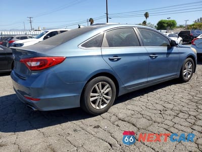 Trzecie zdjęcie samochodu z tyłu: 2016 HYUNDAI SONATA SE VIN:5NPE24AF1GH371935 - miniatura