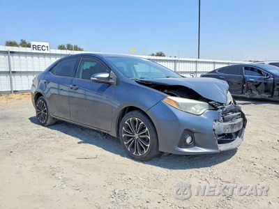 Czwarte zdjęcie samochodu z boku: 2015 TOYOTA COROLLA S PREMIUM VIN:5YFBURHE8FP250229 - miniatura