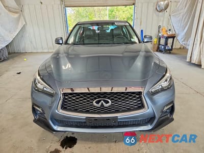 Piąte zdjęcie samochodu w środku: 2018 INFINITI Q50 3.0T SPORT VIN:JN1EV7AP3JM359755 - miniatura